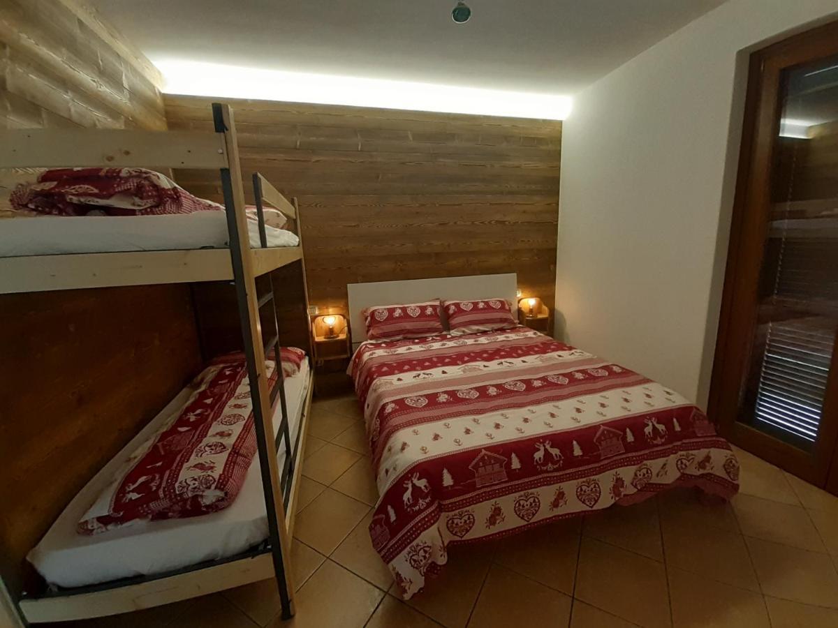 Capo di Ponte Azienda Agricola Agriturismo I Sei Petali מראה חיצוני תמונה