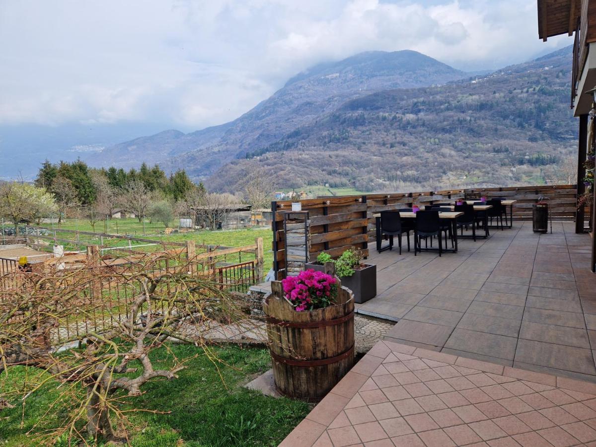 Capo di Ponte Azienda Agricola Agriturismo I Sei Petali מראה חיצוני תמונה
